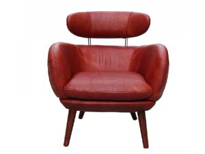 Vintage Leather and Wood Legs Leisure Chair
