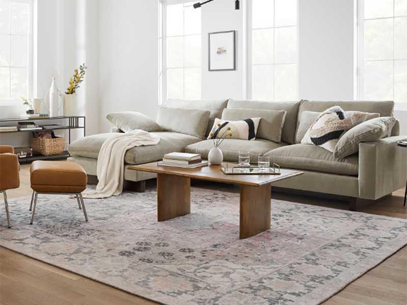 Hardwood Frame Sectional Sofa；Soft Living Room Sectional Sofa；Sectional Sofa  With Reversible Cushions