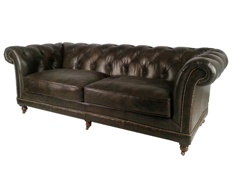 Classic Chesterfield Sofa 3S with Wheels