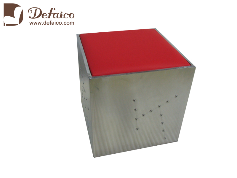 Metal Frame Bar Stool