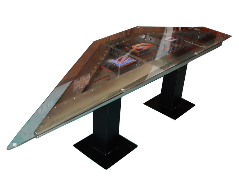 Aluminum Cover Vintage Style Metal Rivets Wing Desk For Office