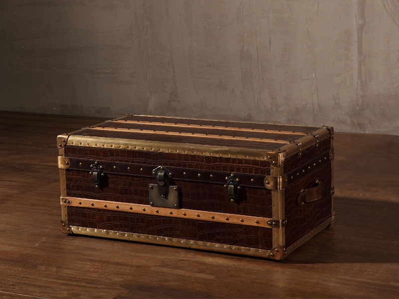 Crocodile leather Trunk