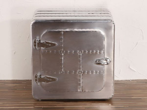 Aviation Mayfair Cube Trunk