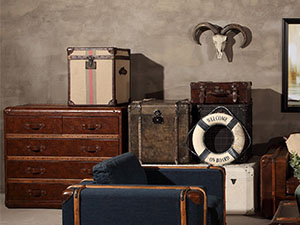 Grain Leather Small Side Table